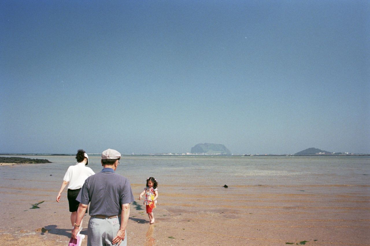 South Korea Travel Blog 1998 Part 1: Jeju Island